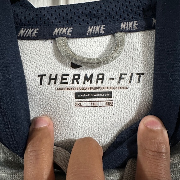 Grey Nike Hoodie XXL - Picture 3 of 4